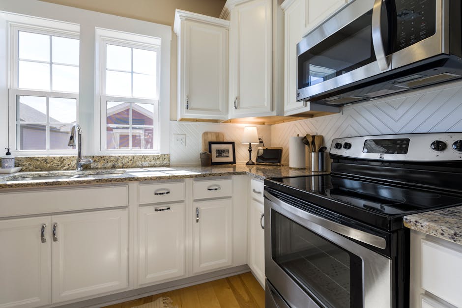 The benefits of installing a black range hood in modern kitchen design